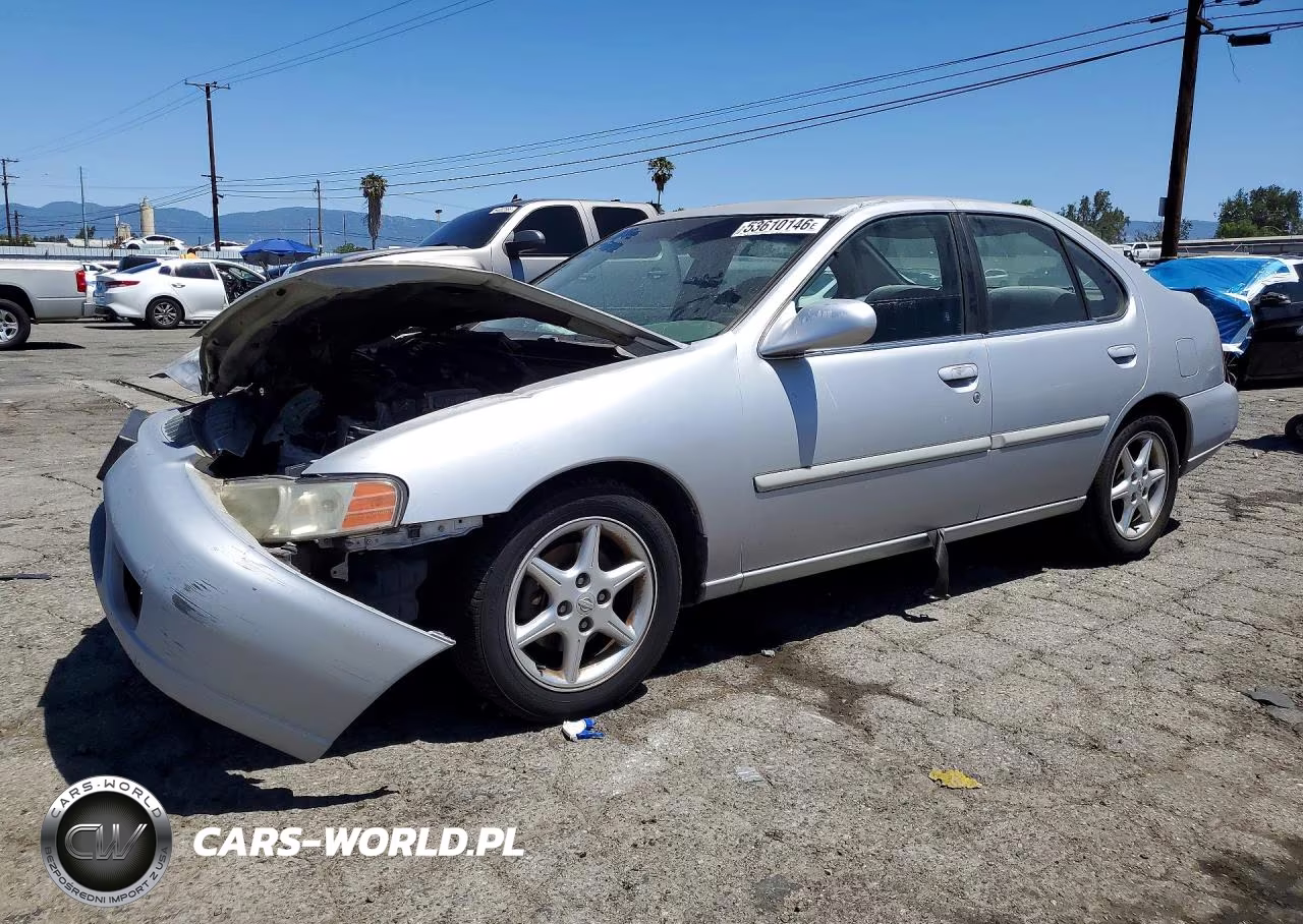 2000 Nissan Altima Xe