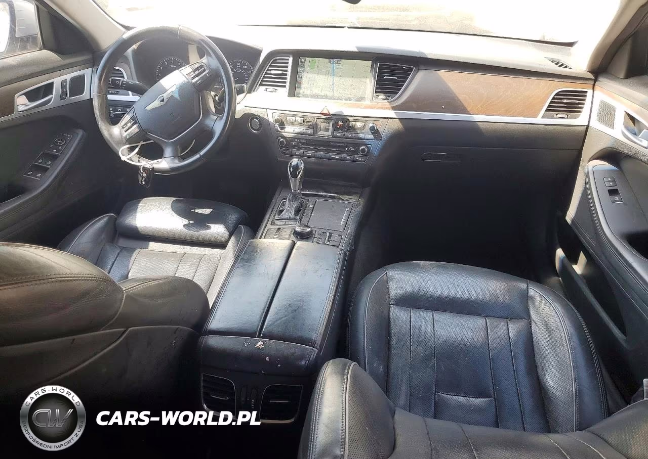 2015 Hyundai Genesis 3.8L VIN:KMHGN4JE1FU068063 - 9