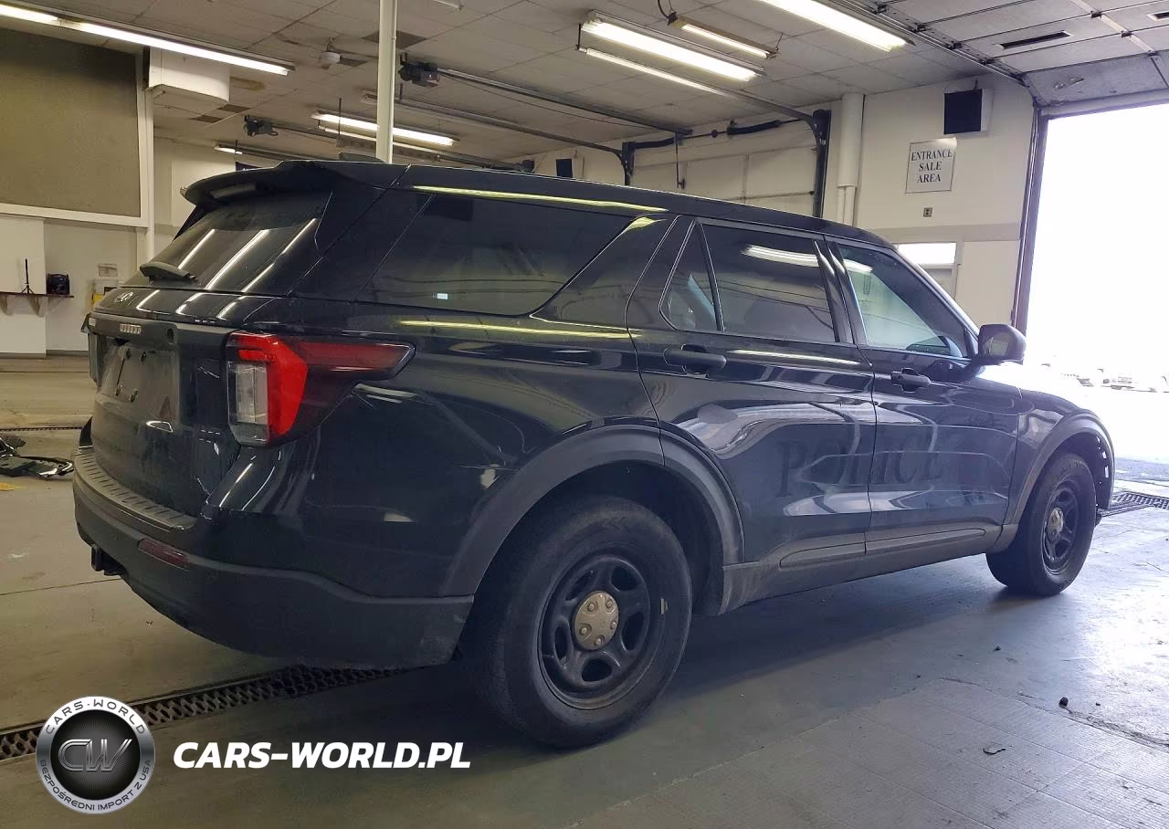 2025 Ford Explorer Police Interceptor VIN:1FM5K8AB1SGA02392 - 3