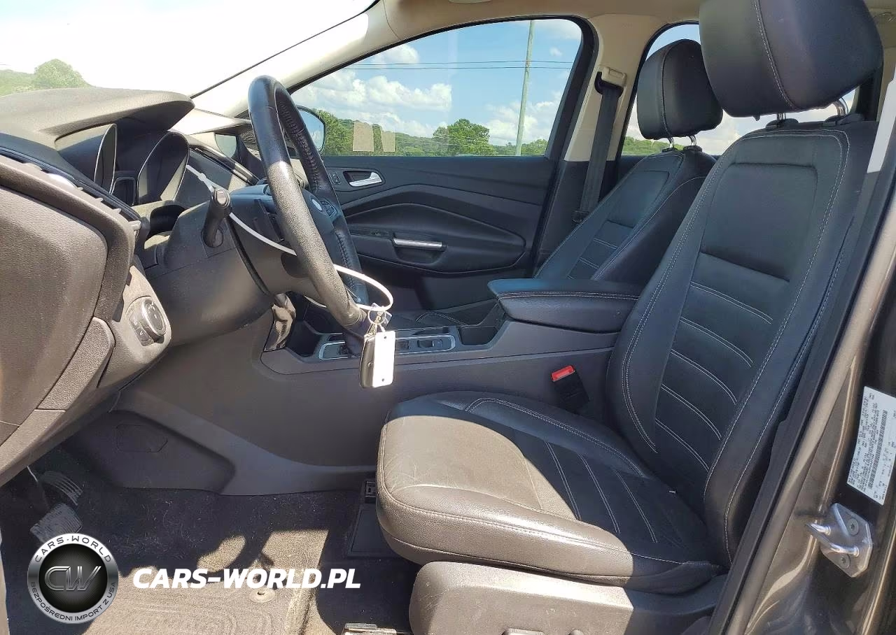 2017 Ford Escape Titanium VIN:1FMCU0J92HUA57766 - 7
