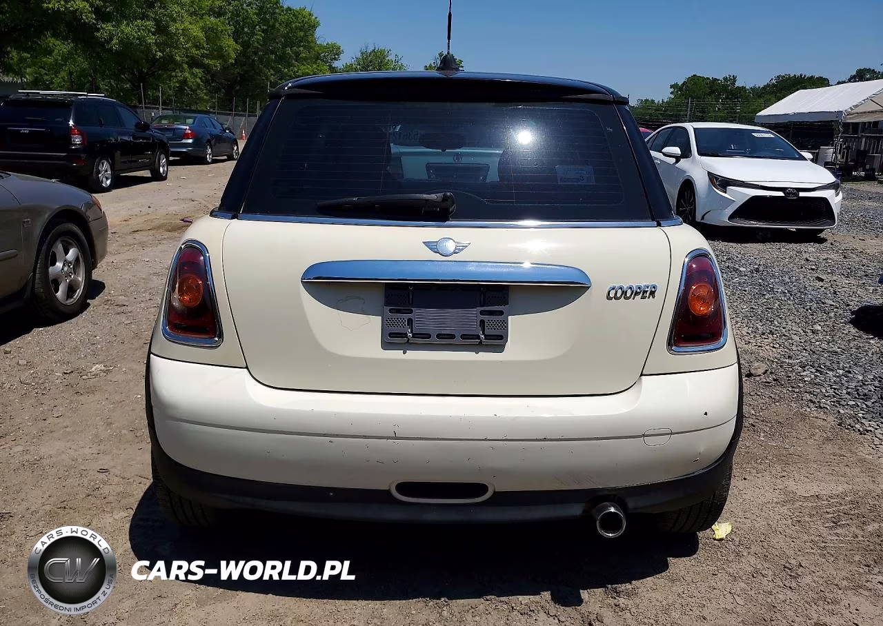 2008 Mini Cooper VIN:WMWMF33568TT65105 - 6