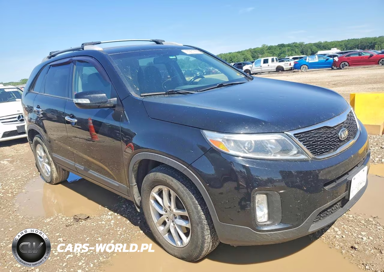 2015 Kia Sorento Lx VIN:5XYKT4A78FG564727 - 4