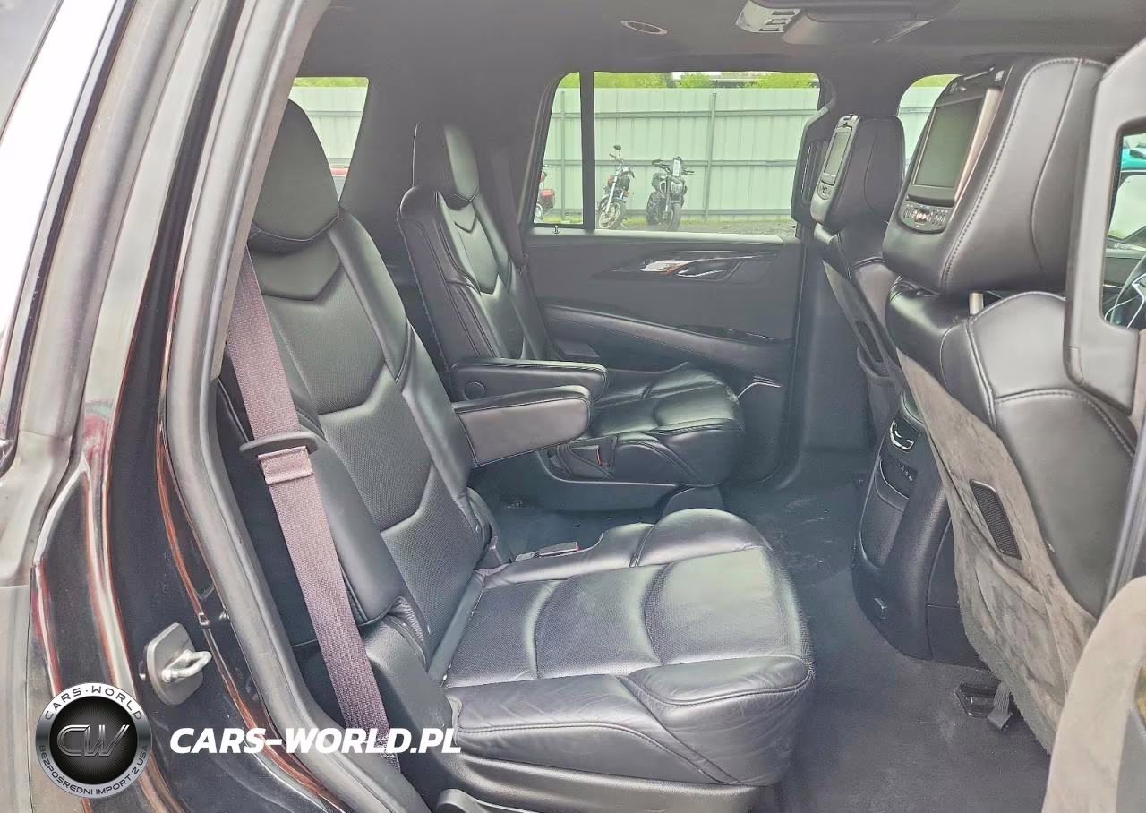2017 Cadillac Escalade Platinum VIN:1GYS4DKJ5HR303870 - 11