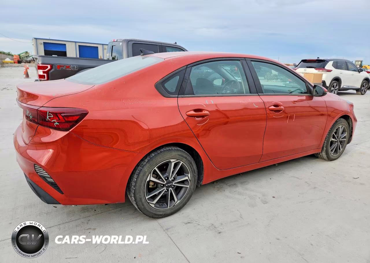 2022 Kia Forte Lxs VIN:3KPF24AD0NE416657 - 3
