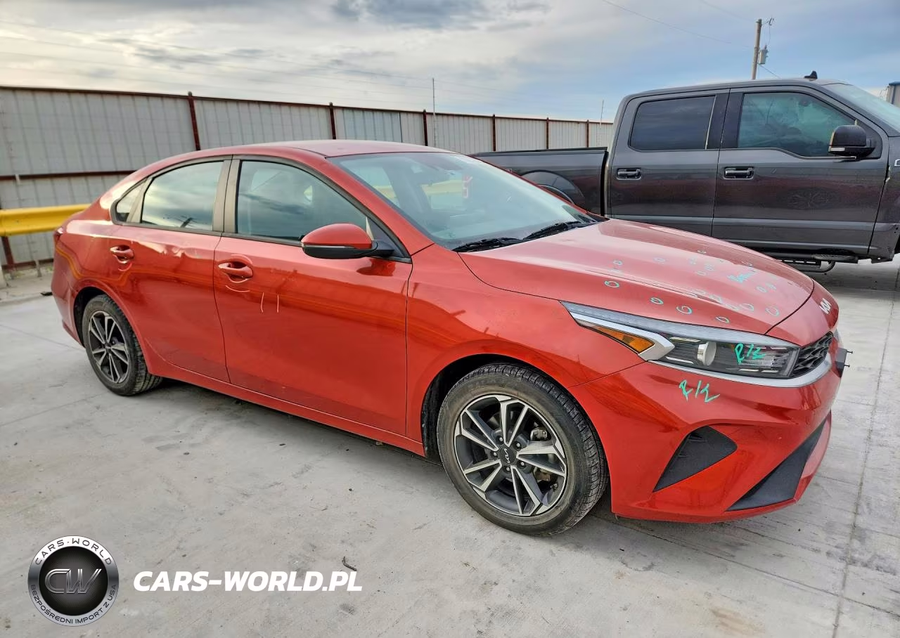 2022 Kia Forte Lxs VIN:3KPF24AD0NE416657 - 4
