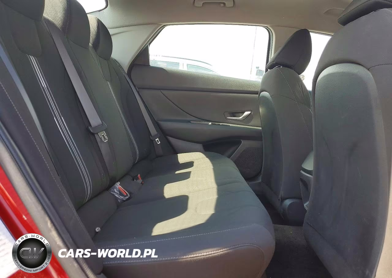 2024 Hyundai Elantra Sel VIN:KMHLM4DG7RU673580 - 10