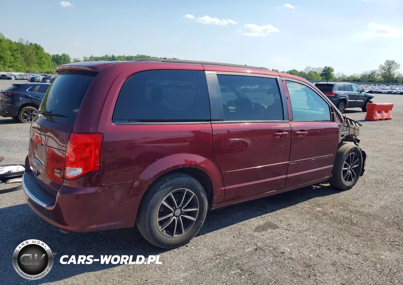 2017 Dodge Grand Caravan Gt VIN:2C4RDGEG9HR671923 - 3