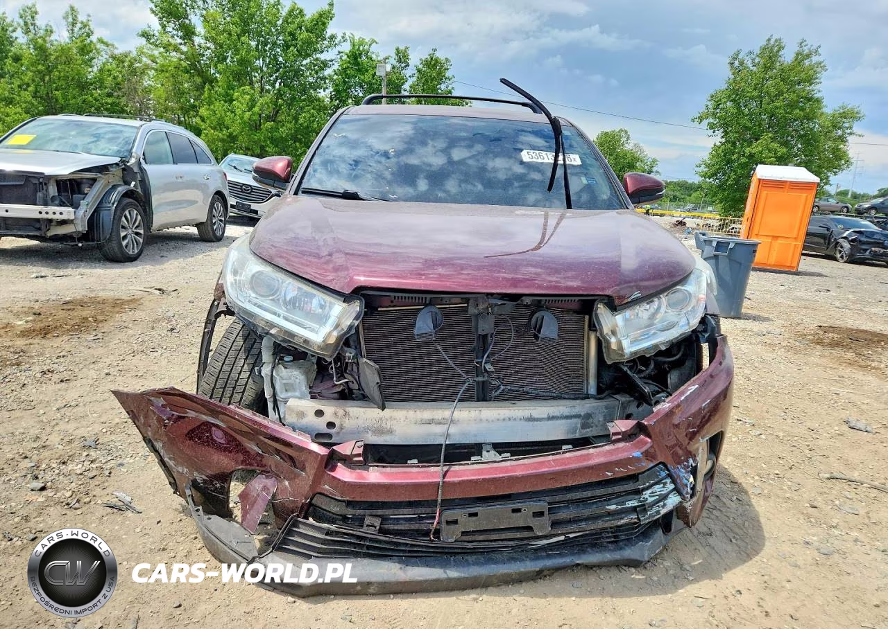 2019 Toyota Highlander Le Plus VIN:5TDBZRFH1KS731794 - 5