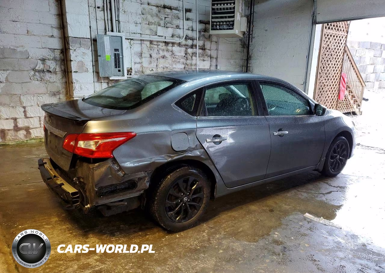 2018 Nissan Sentra S VIN:3N1AB7AP7JY262692 - 3