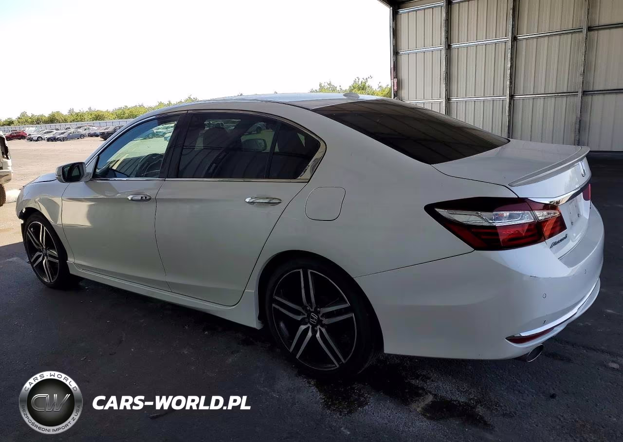 2016 Honda Accord Touring VIN:1HGCR3F96GA012394 - 2