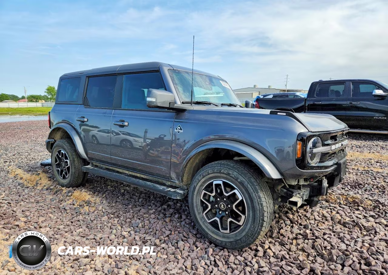 2023 Ford Bronco Base VIN:1FMEE5DP6PLC06830 - 4