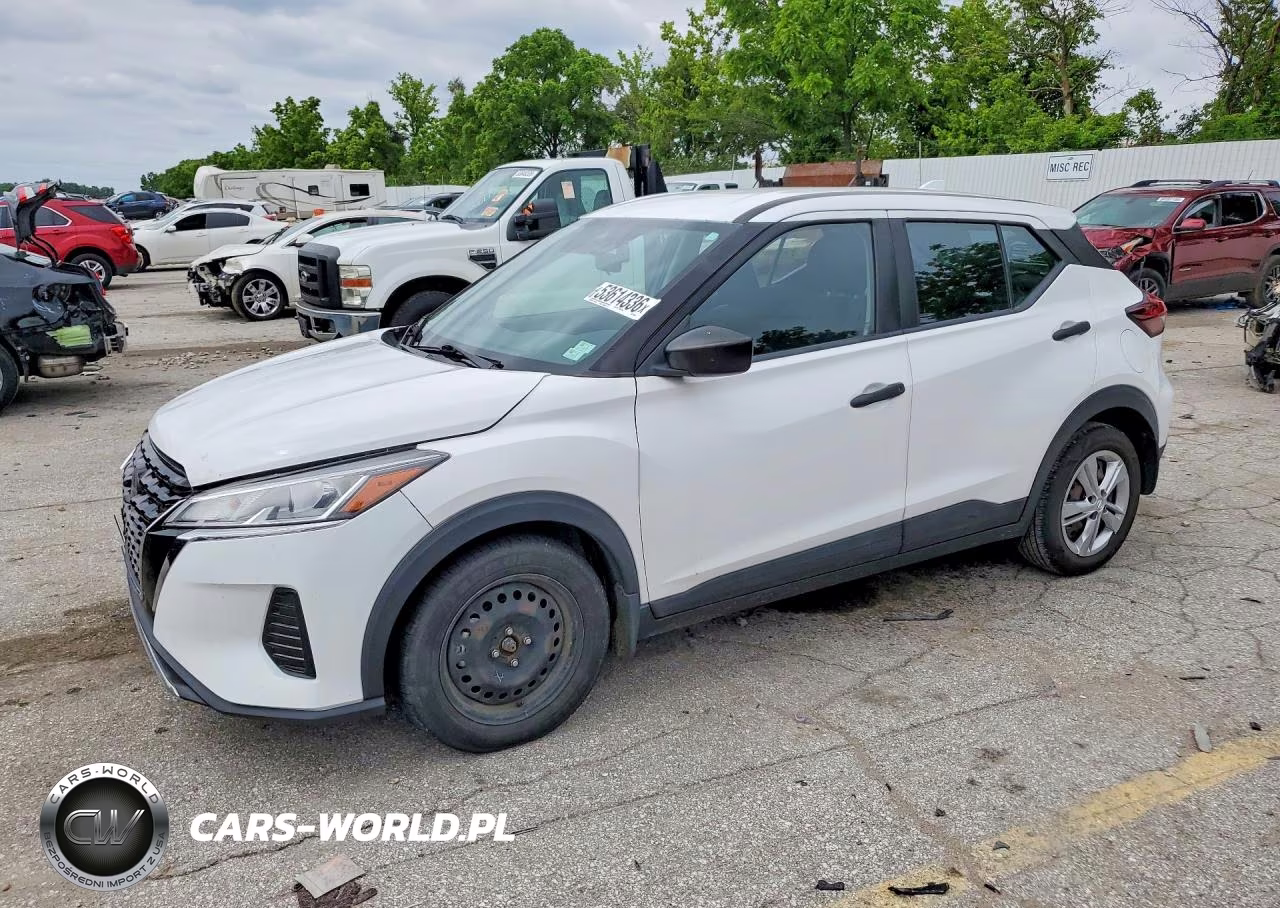 2021 Nissan Kicks S