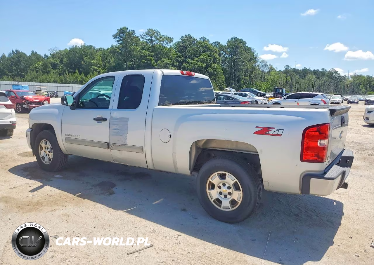 2011 Chevrolet Silverado C1500 Lt VIN:1GCRCSE00BZ423274 - 2