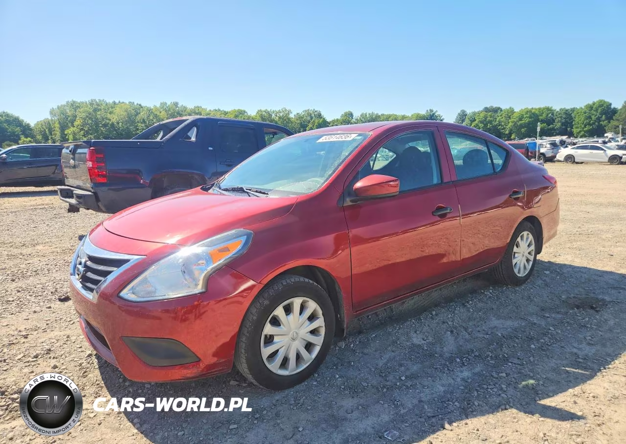 2017 Nissan Versa 1.6 S Plus