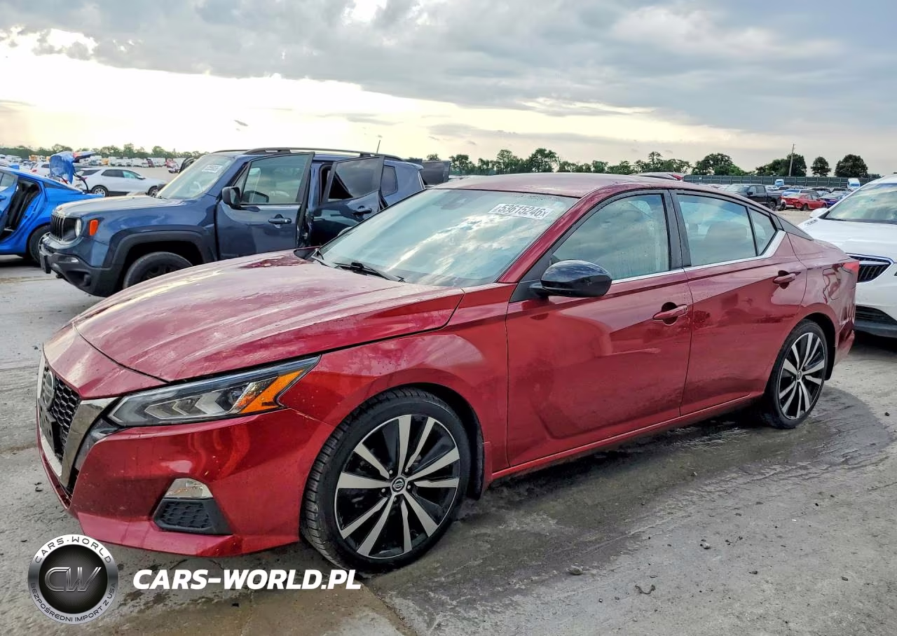 2022 Nissan Altima Sr – zdjęcie 1 z 12