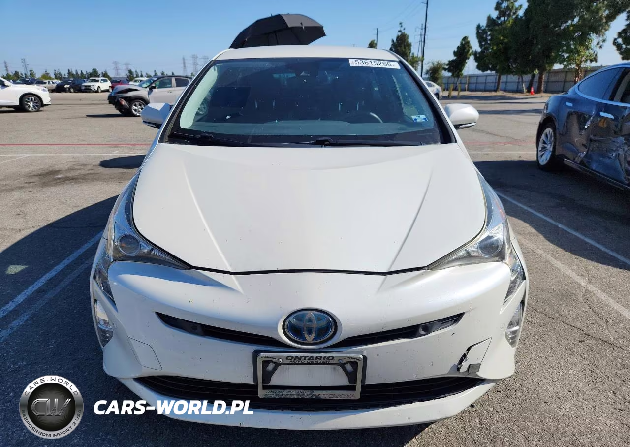 2017 Toyt Prius VIN:JTDKARFU4H3535363 - 5