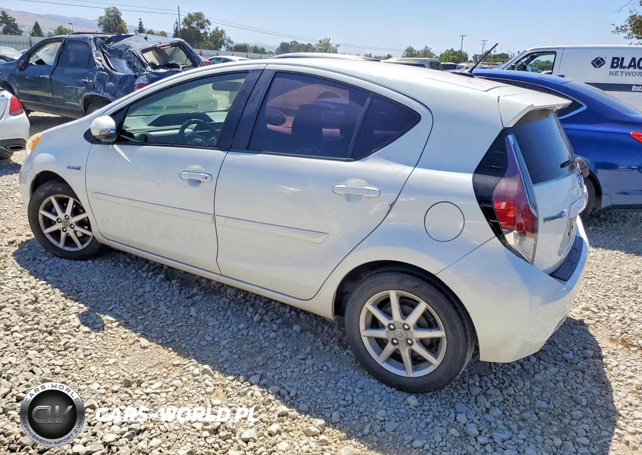 2012 Toyota Prius C Four VIN:JTDKDTB39C1028562 - 2