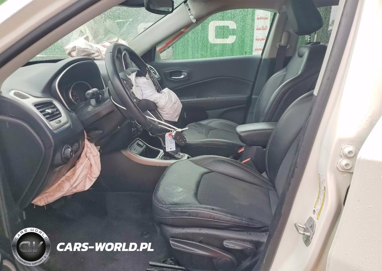 2019 Jeep Compass Latitude VIN:3C4NJCBB9KT736511 - 7