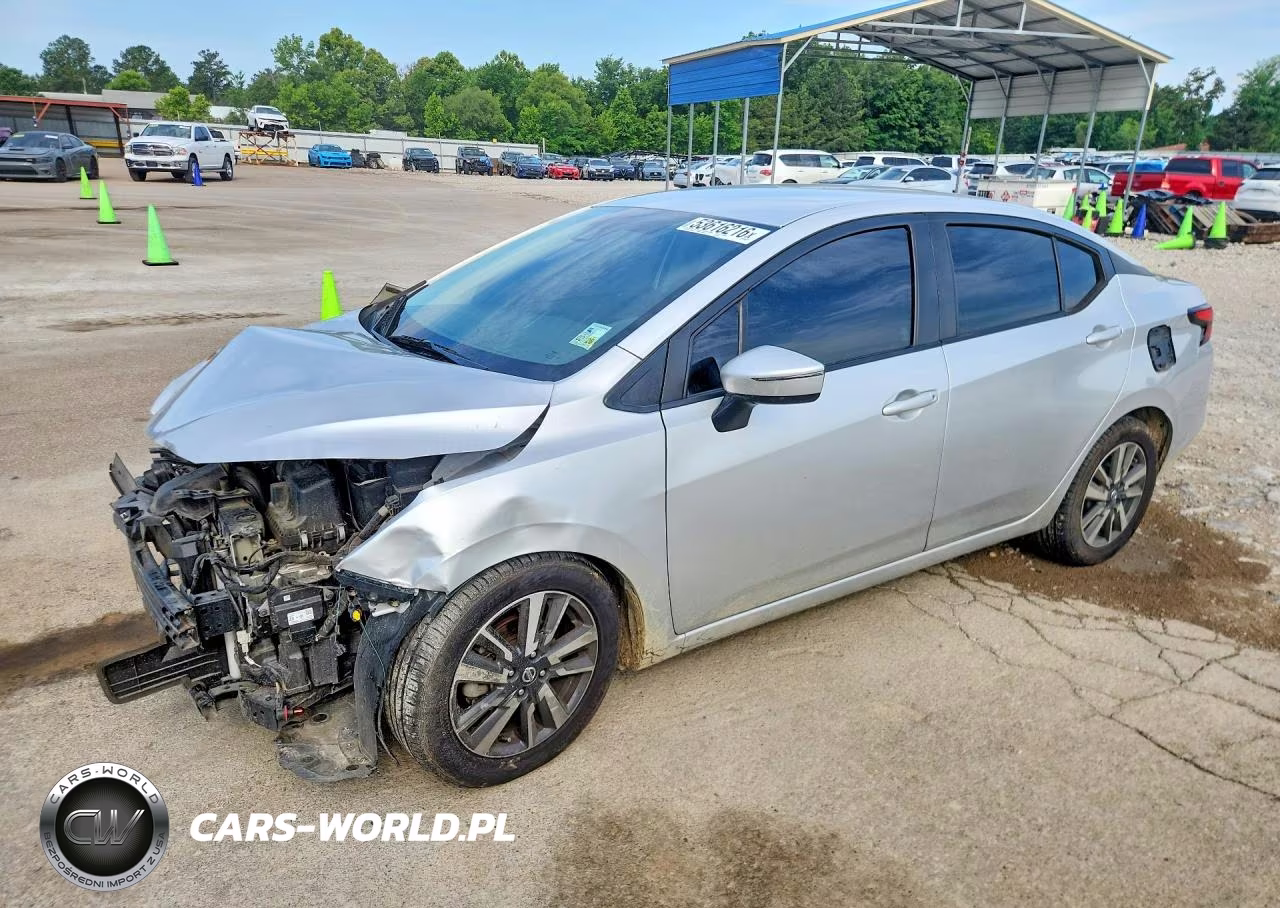 2020 Nissan Versa Sv