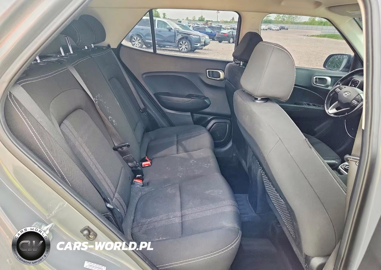 2021 Hyundai Venue Sel VIN:KMHRC8A32MU088646 - 10