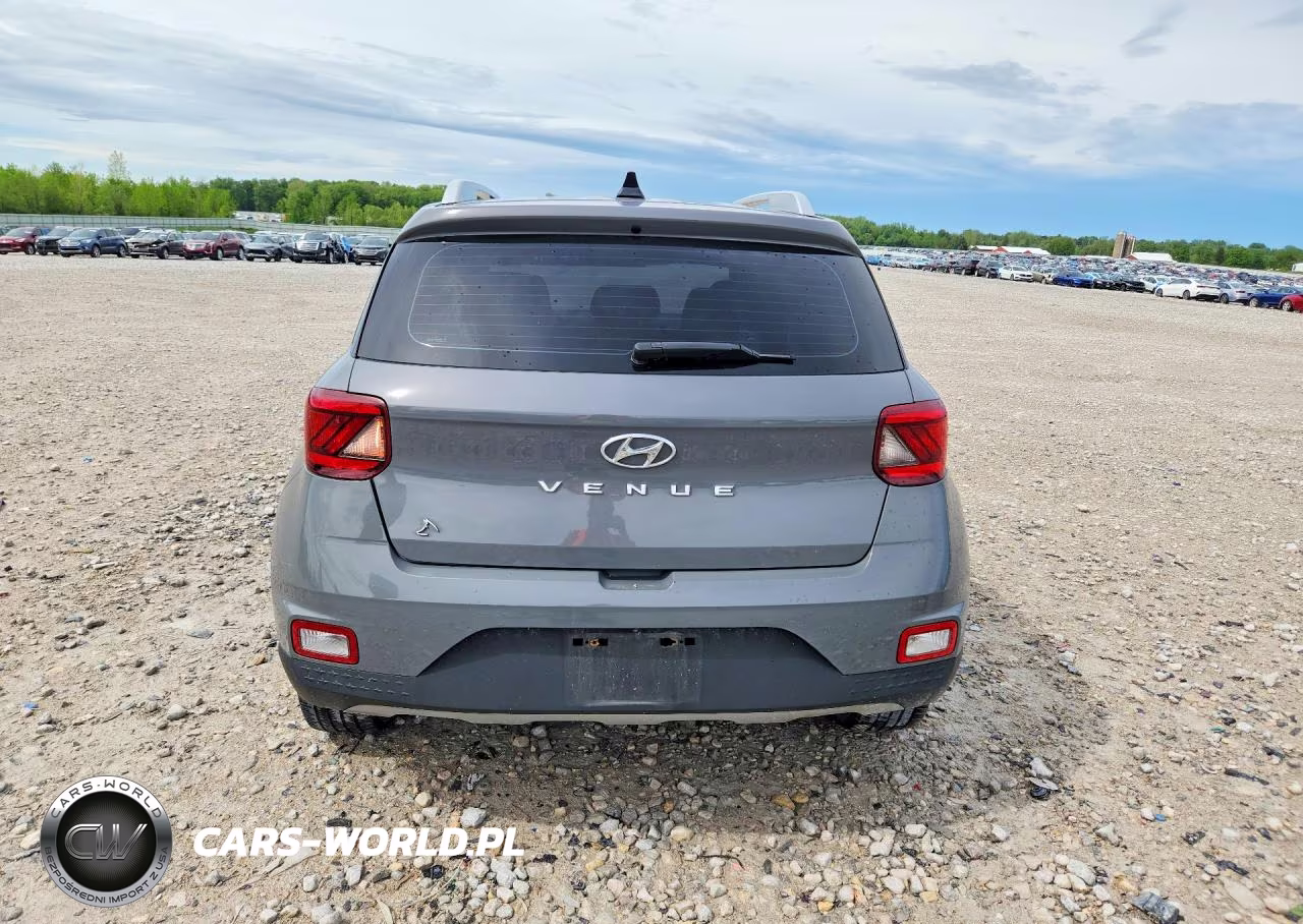 2021 Hyundai Venue Sel VIN:KMHRC8A32MU088646 - 6