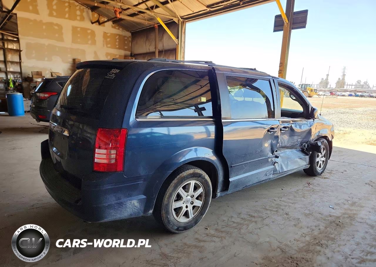 2008 Chrysler Town & Country Touring VIN:2A8HR54P48R711501 - 3