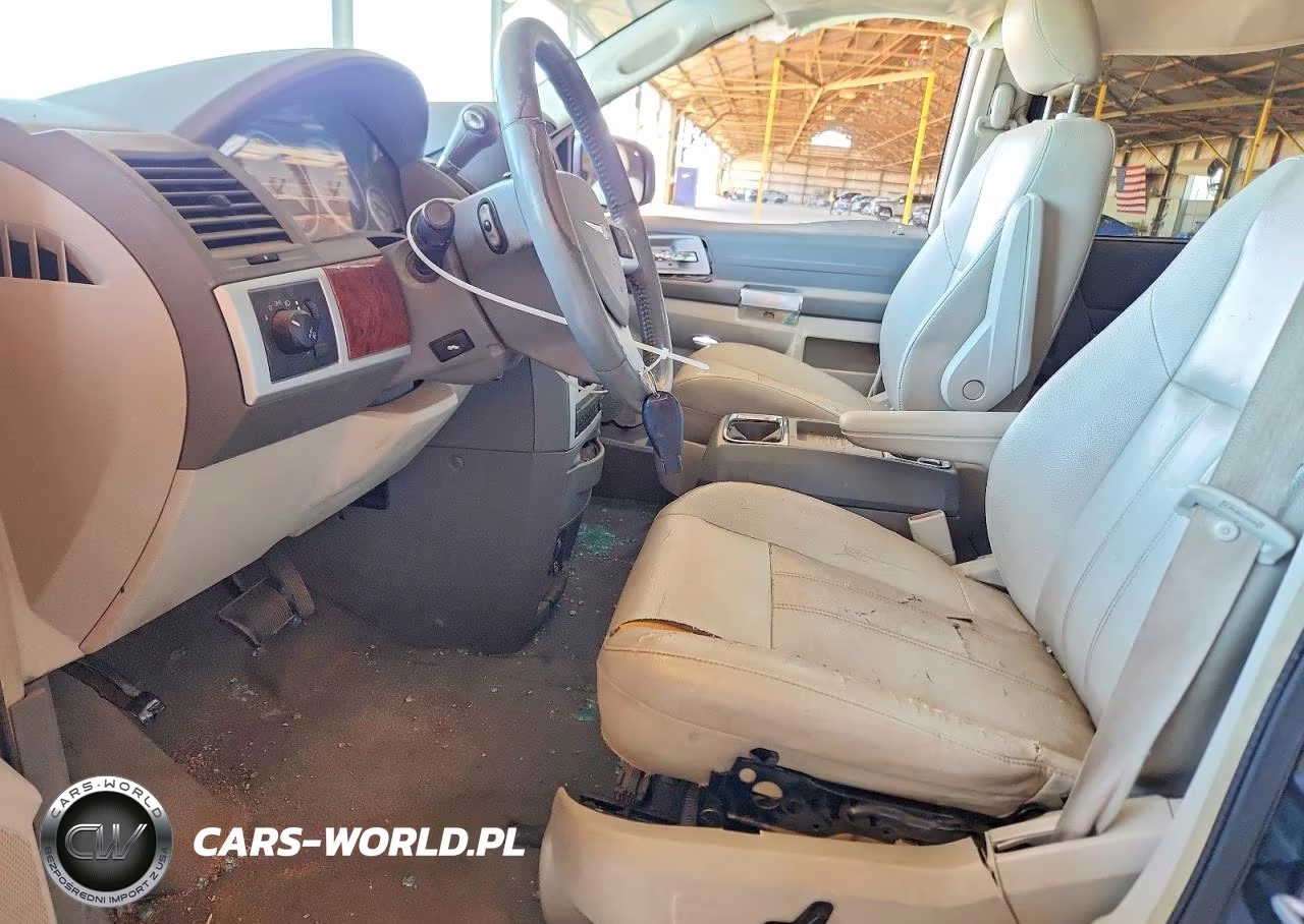 2008 Chrysler Town & Country Touring VIN:2A8HR54P48R711501 - 7