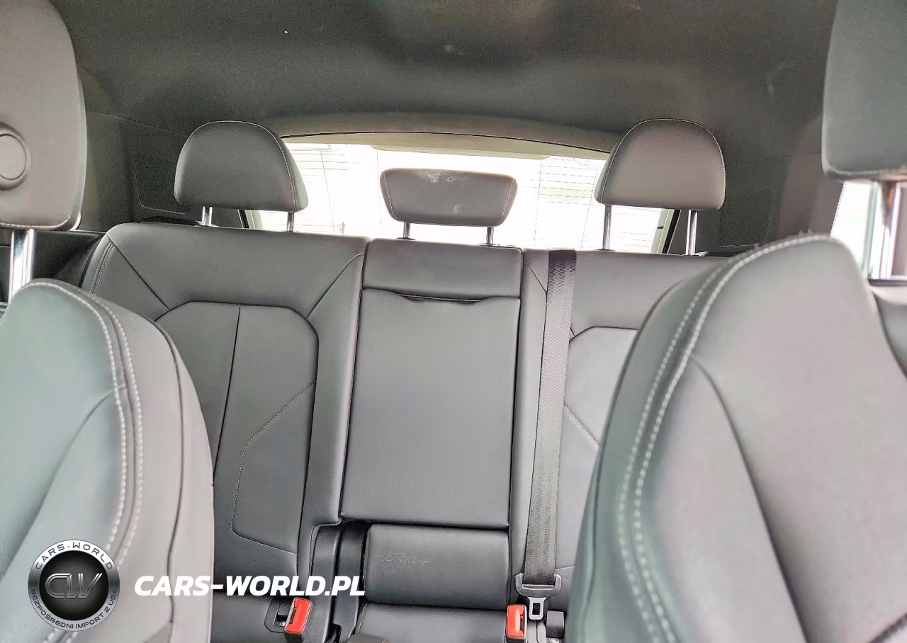 2021 Audi Q3 Premium S Line 45 VIN:WA1DECF30M1093151 - 10