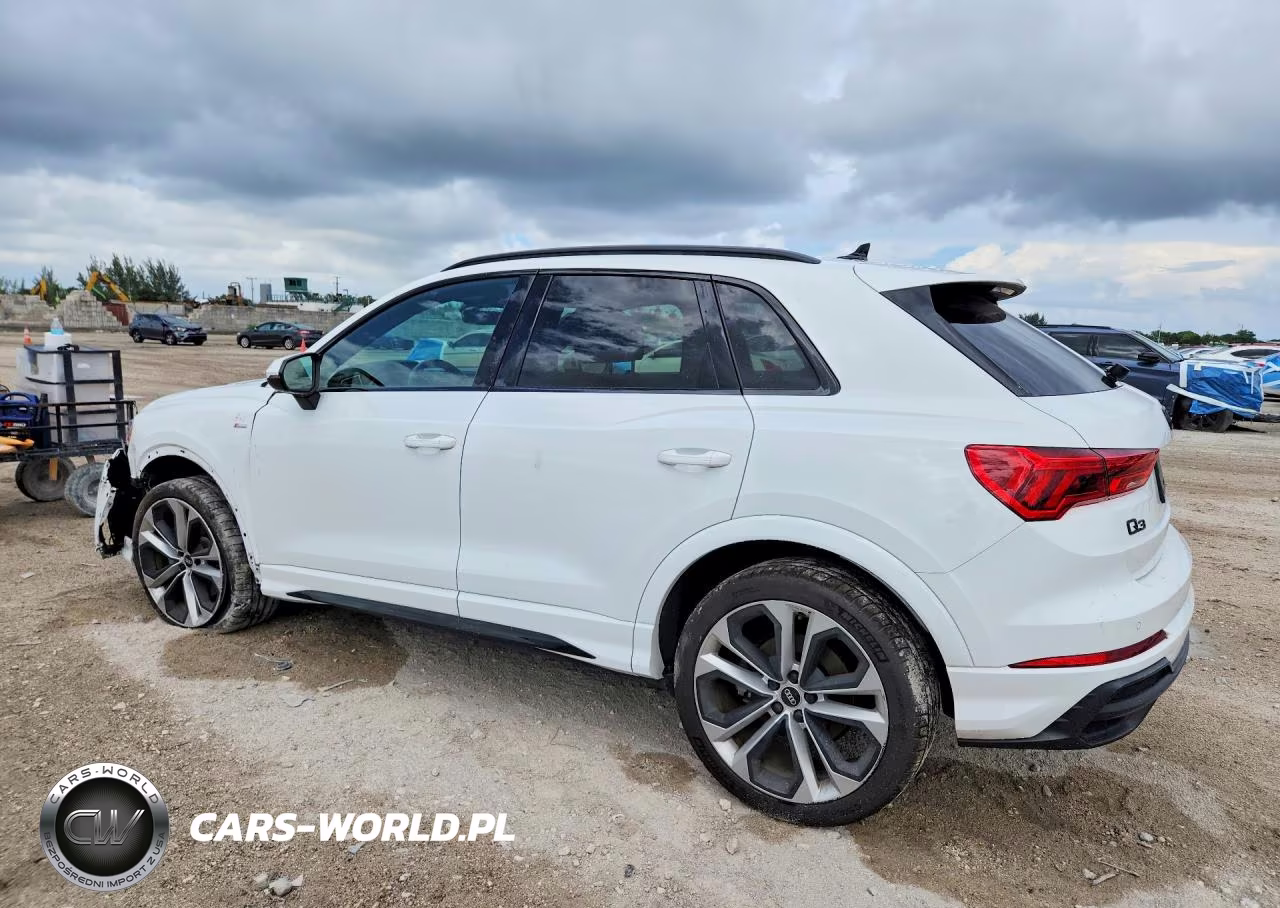 2021 Audi Q3 Premium S Line 45 VIN:WA1DECF30M1093151 - 2
