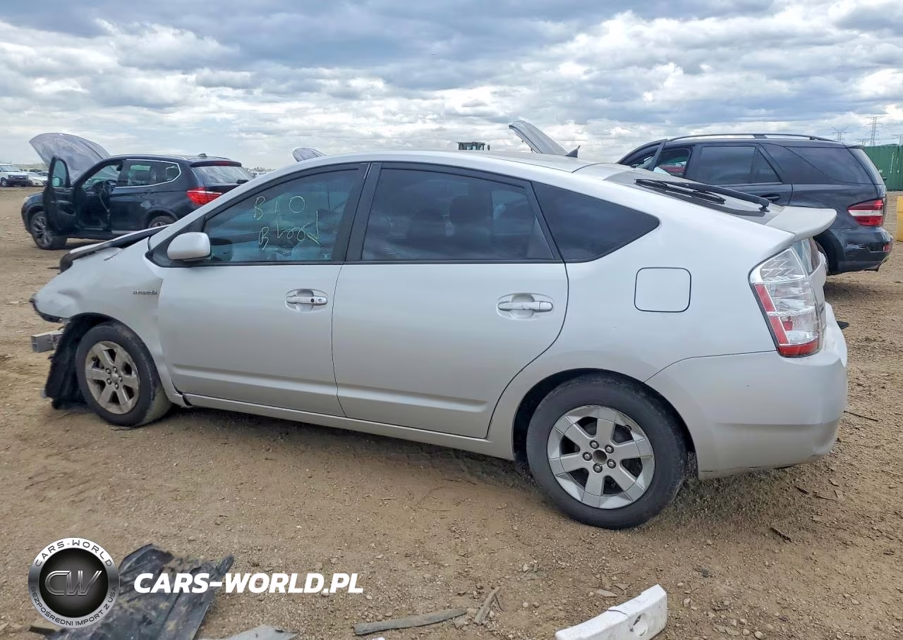 2007 Toyota Prius Touring VIN:JTDKB20U577682070 - 2