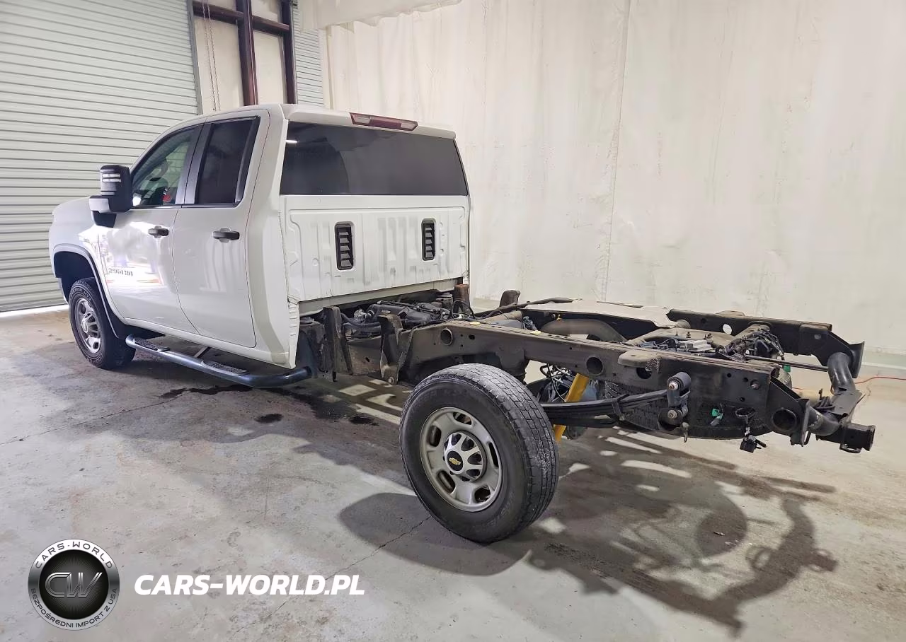 2021 Chevrolet Silverado C2500 Heavy Duty VIN:1GC5WLE74MF111245 - 2