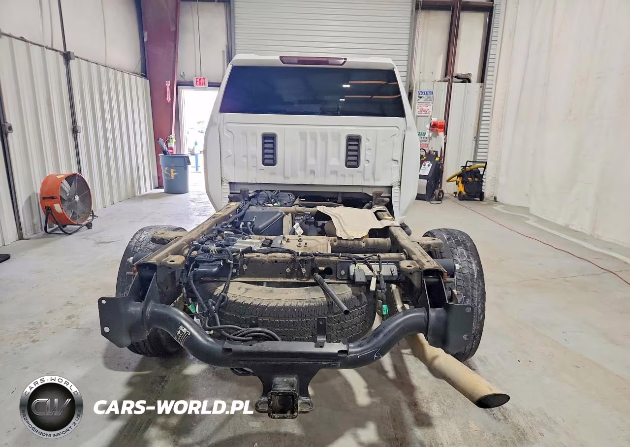 2021 Chevrolet Silverado C2500 Heavy Duty VIN:1GC5WLE74MF111245 - 6