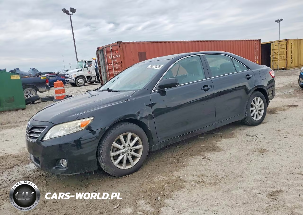 2011 Toyota Camry – zdjęcie 1 z 12