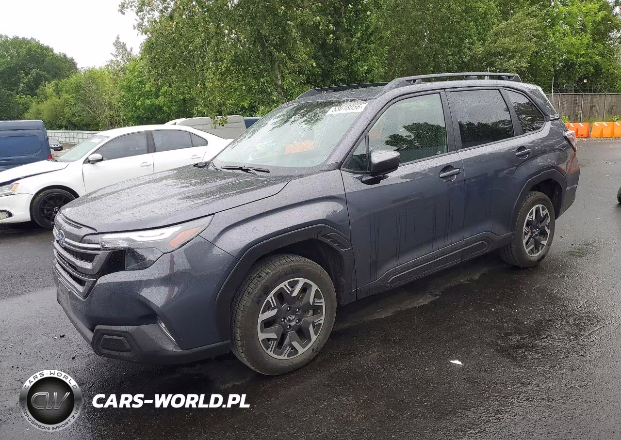 2025 Subaru Forester Premium – zdjęcie 1 z 12