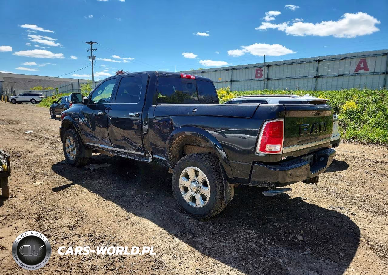 2018 Ram 2500 Longhorn VIN:3C6UR5GJ0JG426097 - 2