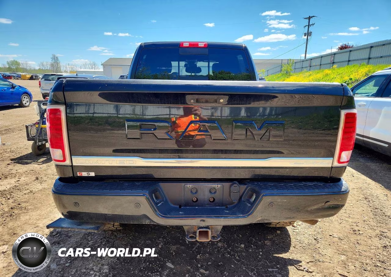 2018 Ram 2500 Longhorn VIN:3C6UR5GJ0JG426097 - 6