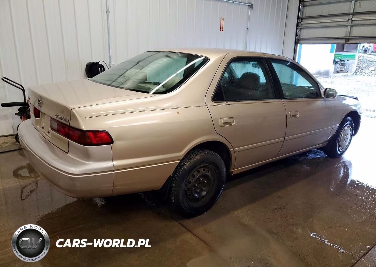 1999 Toyota Camry Le VIN:JT2BG22K7X0335905 - 3