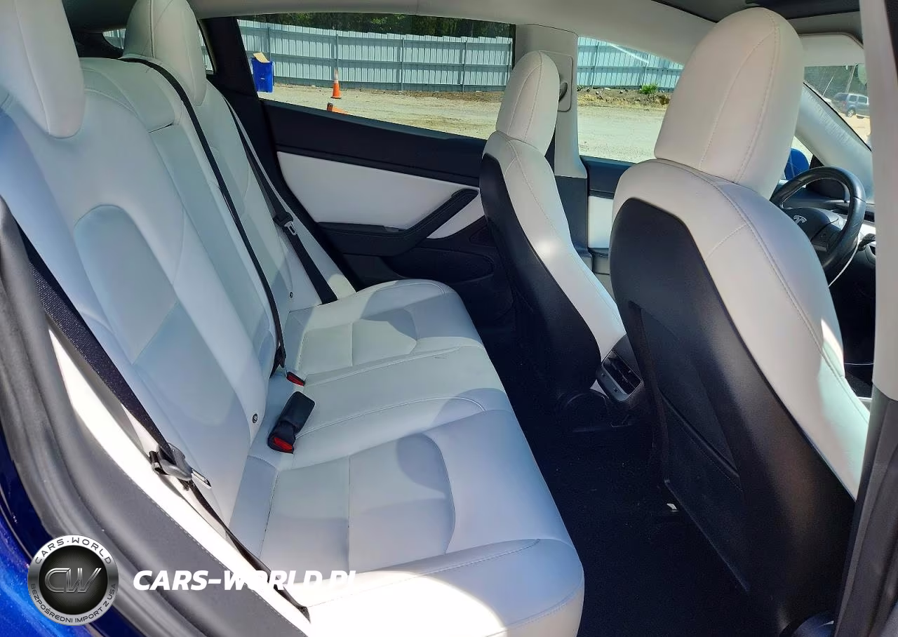 2018 Tesla Model 3 VIN:5YJ3E1EB8JF134689 - 10