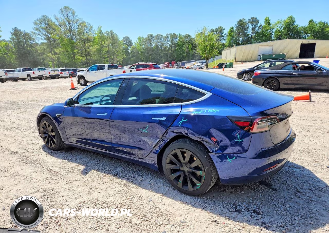 2018 Tesla Model 3 VIN:5YJ3E1EB8JF134689 - 2