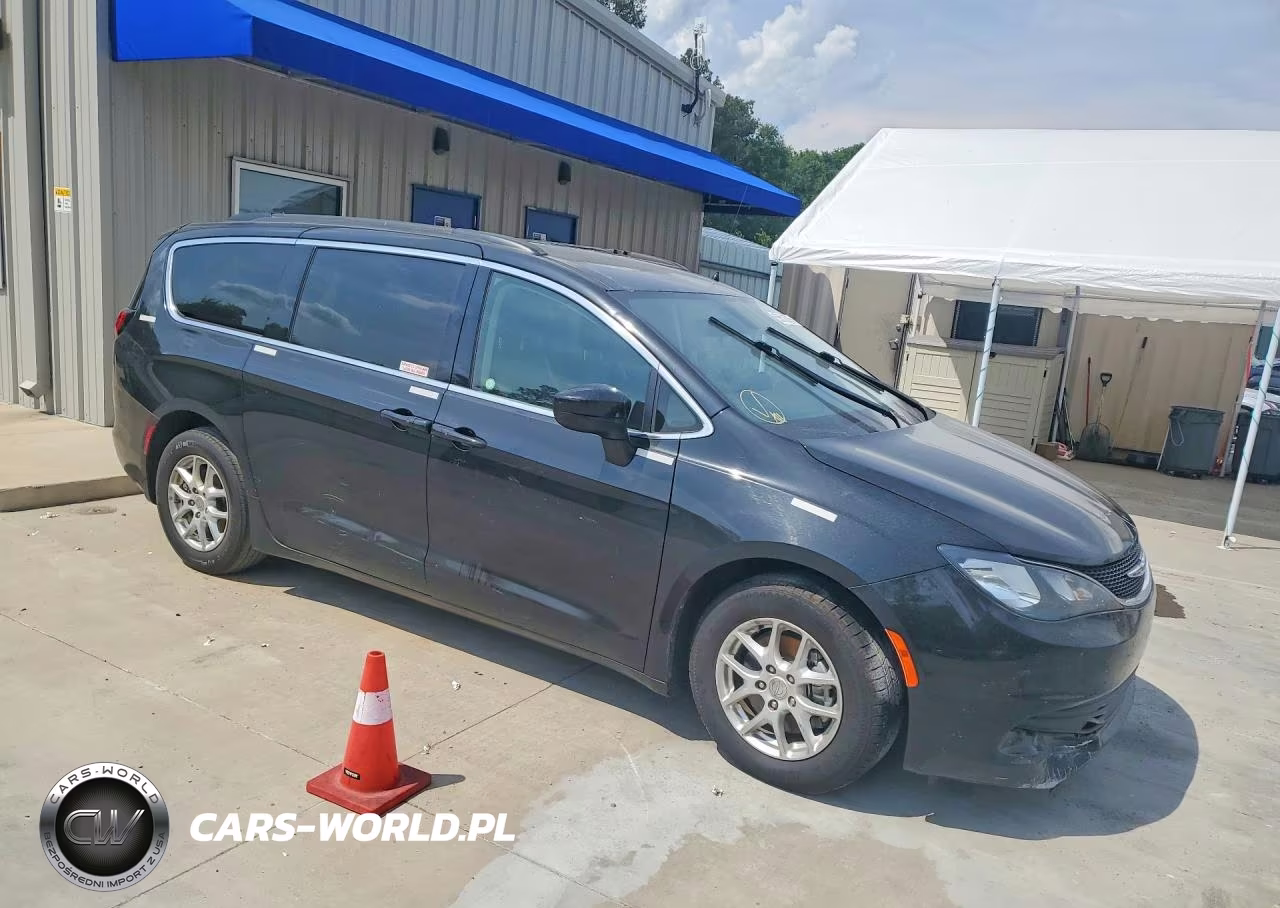 2020 Chrysler Voyager Lxi VIN:2C4RC1DG5LR283274 - 4
