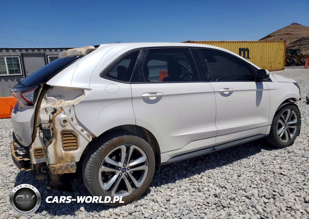 2018 Ford Edge Sport VIN:2FMPK4AP0JBC60955 - 3