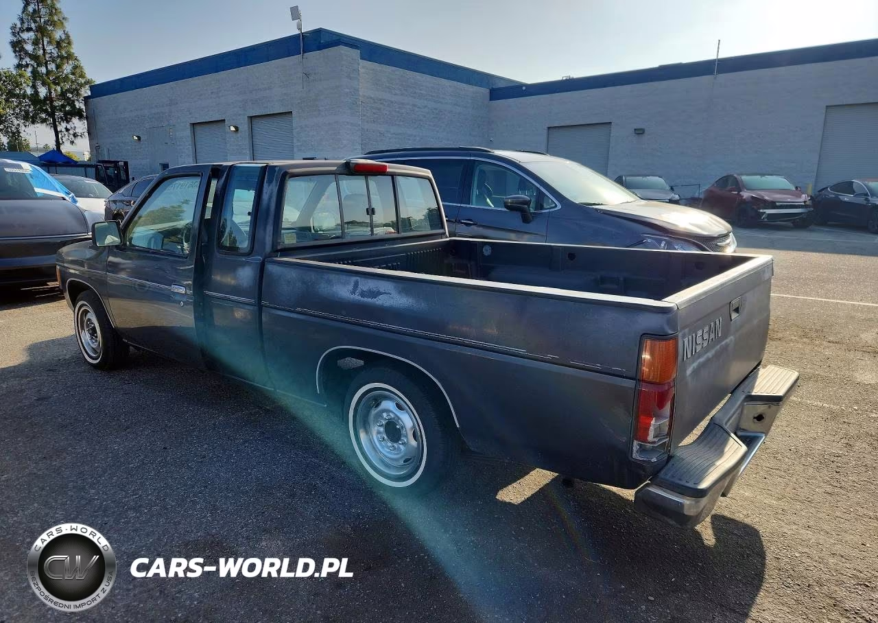 1994 Niss Other VIN:1N6SD16S0RC355836 - 2