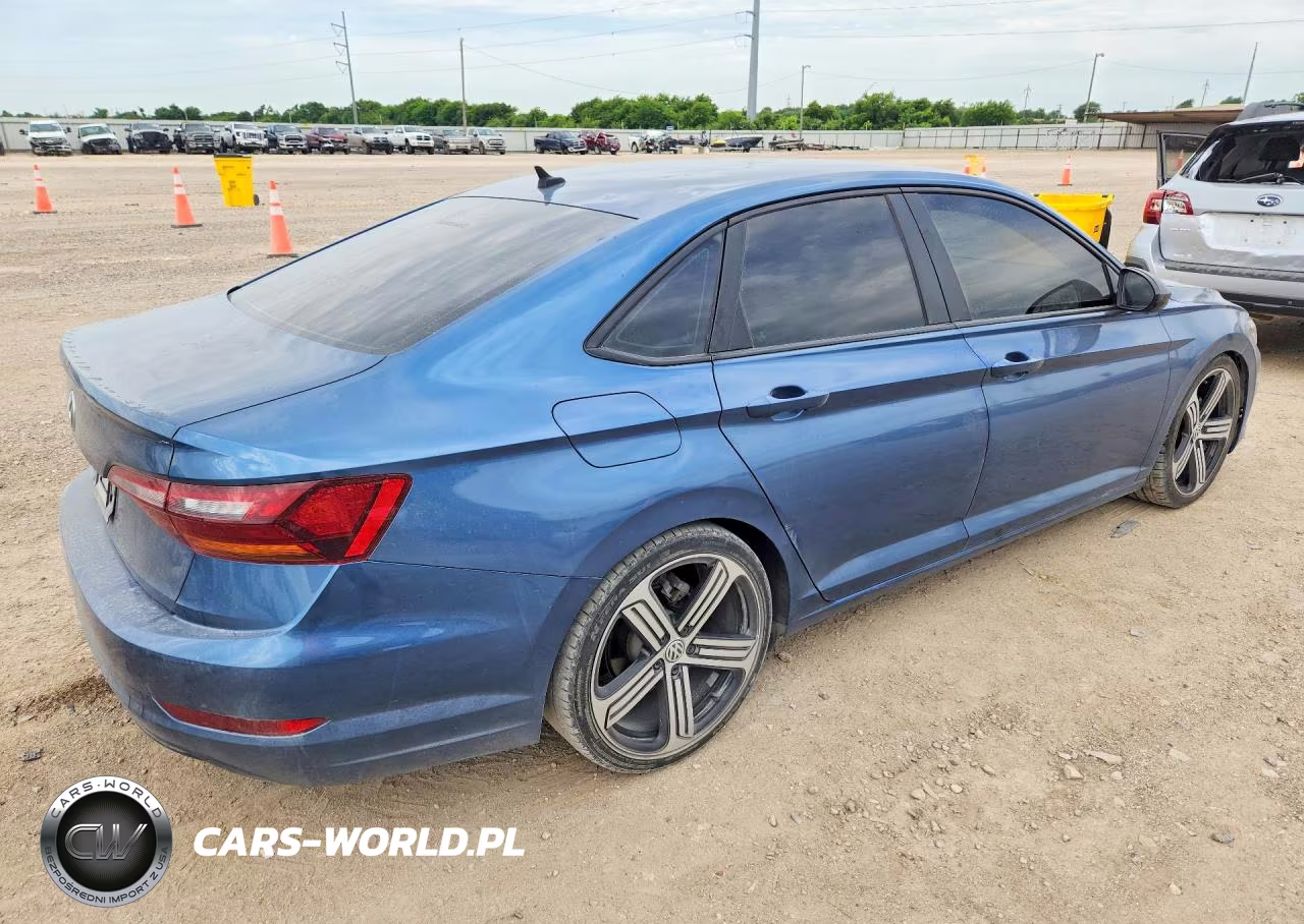 2019 Volkswagen Jetta S VIN:3VWC57BU6KM182646 - 3