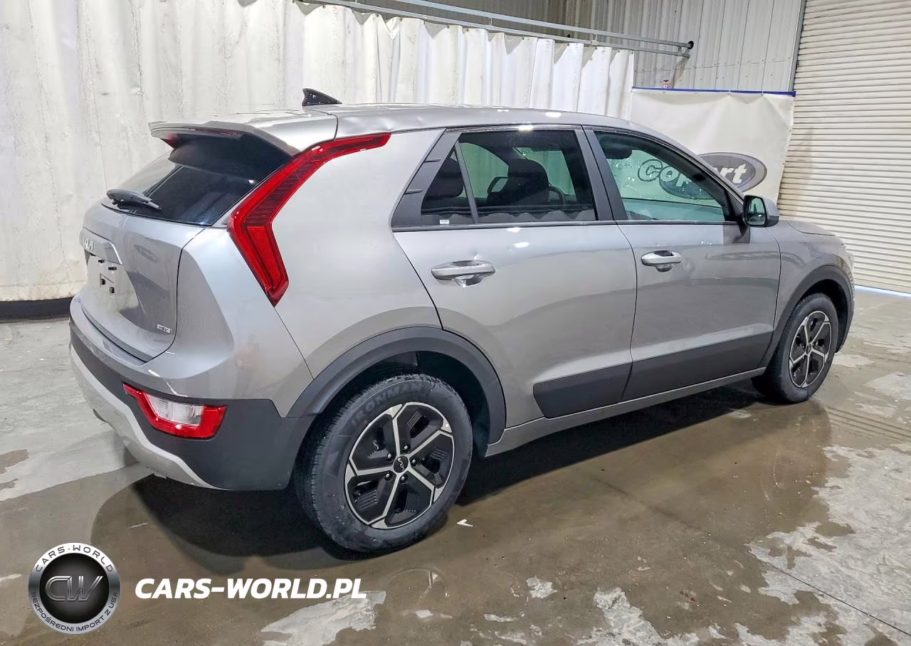 2026 Kia Niro Lx VIN:KNDCP3LE4T5341409 - 3