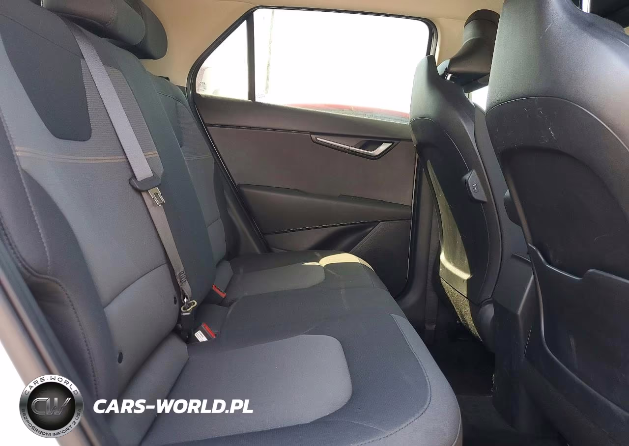 2026 Kia Niro Lx VIN:KNDCP3LE2T5330716 - 11