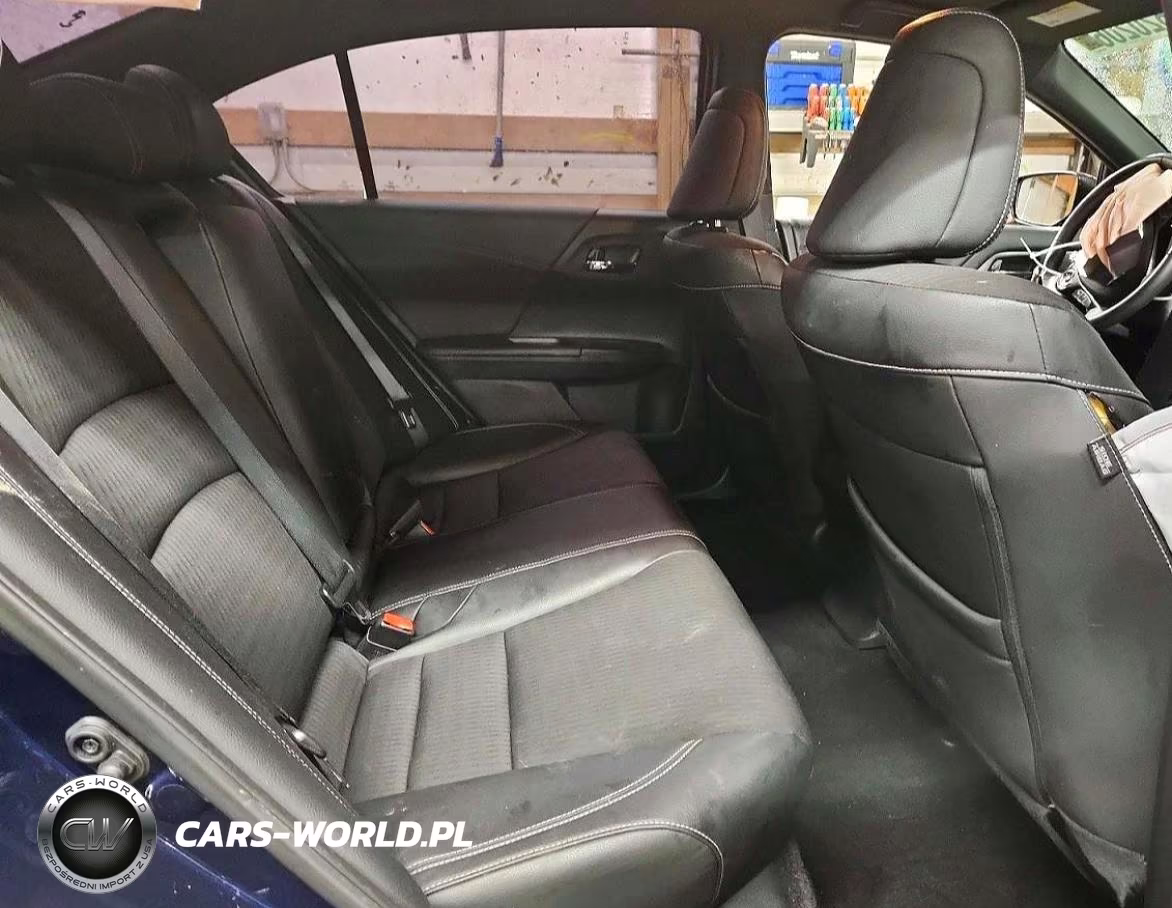 2017 Honda Accord Sport VIN:1HGCR2F52HA151205 - 10