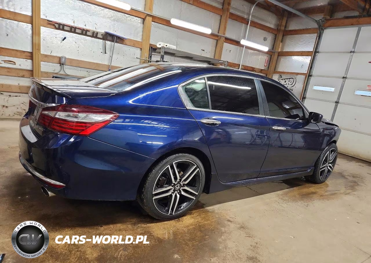 2017 Honda Accord Sport VIN:1HGCR2F52HA151205 - 3