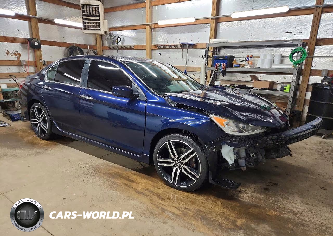 2017 Honda Accord Sport VIN:1HGCR2F52HA151205 - 4