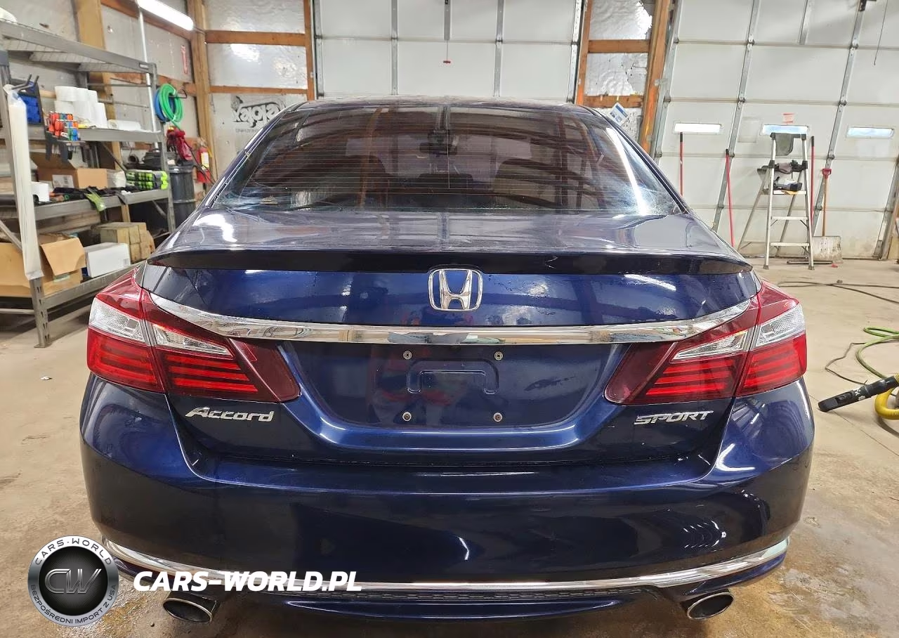 2017 Honda Accord Sport VIN:1HGCR2F52HA151205 - 6
