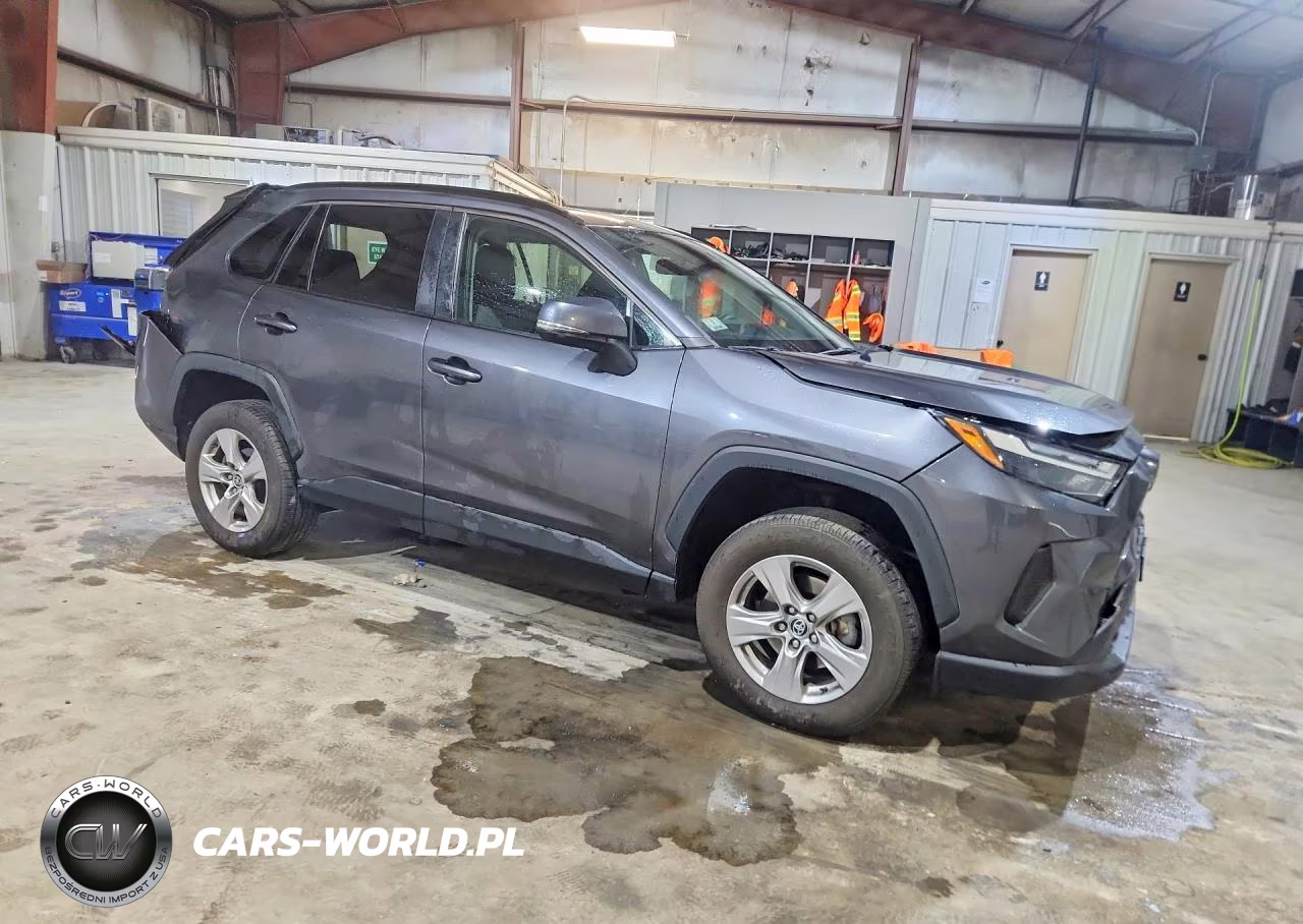 2023 Toyota Rav4 Xle VIN:2T3P1RFV8PC331581 - 4
